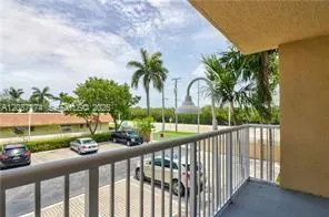 609 E Sheridan St #201 Dania Beach, FL 33004