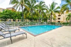 609 E Sheridan St #201 Dania Beach, FL 33004