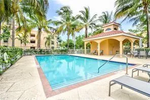 609 E Sheridan St #201 Dania Beach, FL 33004