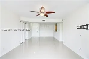 609 E Sheridan St #201 Dania Beach, FL 33004