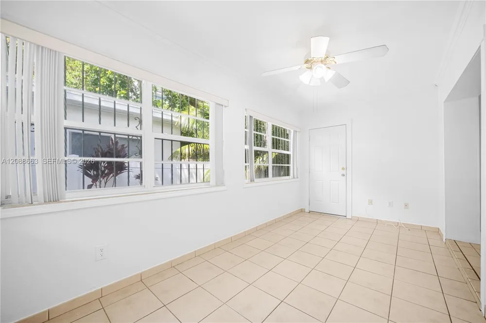 3675 SW 23rd St #A Miami, FL 33145