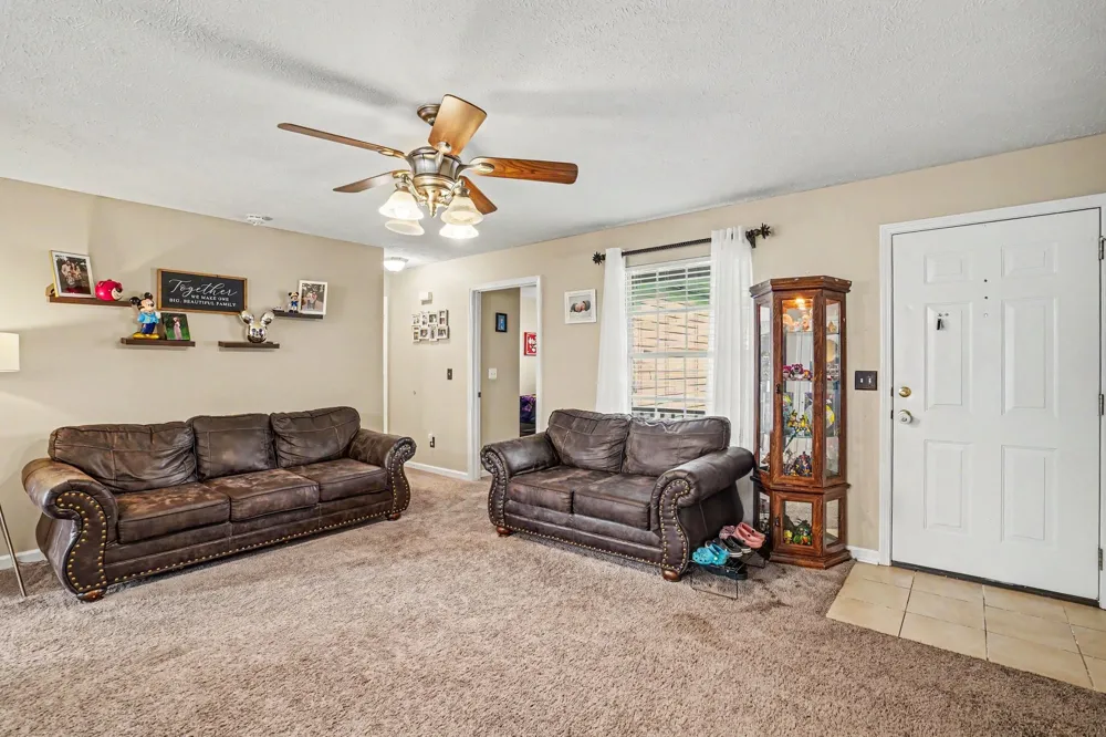 916 Creekview Dr Columbia, TN 38401