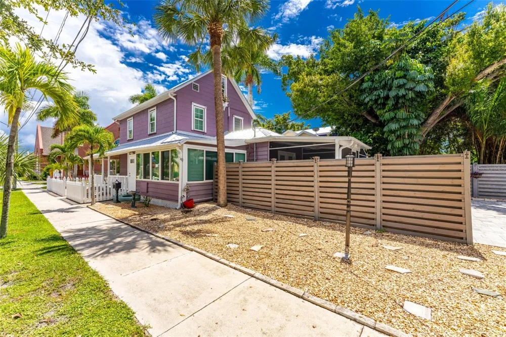 502 W MARION AVENUE Punta Gorda, FL 33950
