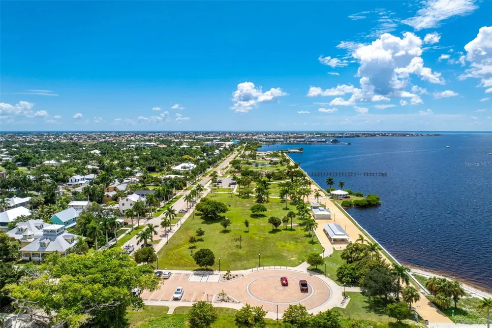 502 W MARION AVENUE Punta Gorda, FL 33950