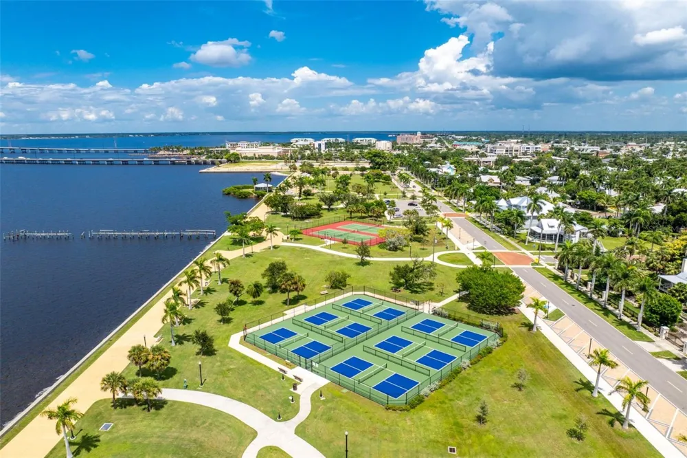 502 W MARION AVENUE Punta Gorda, FL 33950