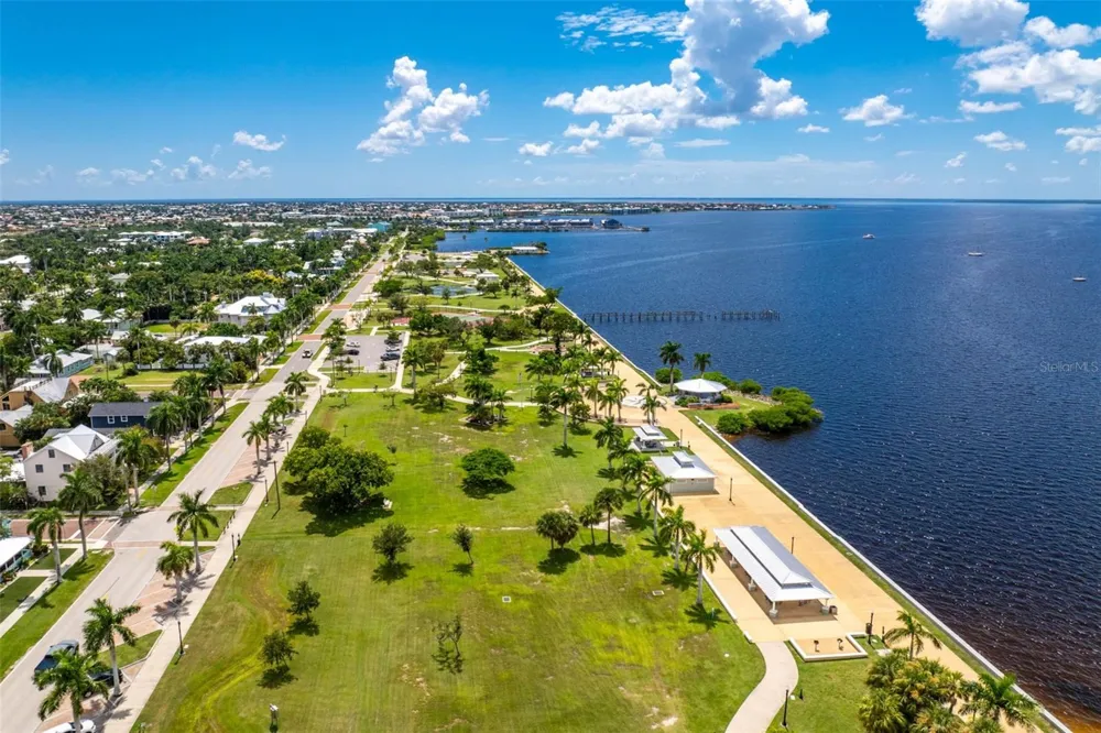 502 W MARION AVENUE Punta Gorda, FL 33950
