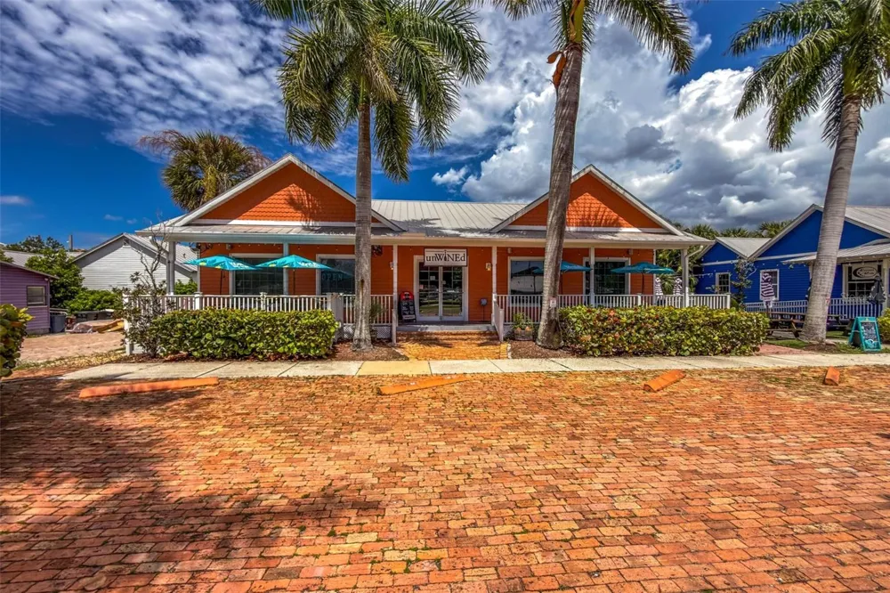 502 W MARION AVENUE Punta Gorda, FL 33950