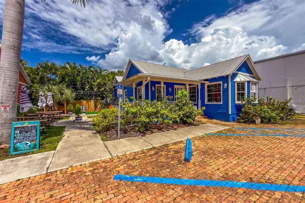 502 W MARION AVENUE Punta Gorda, FL 33950