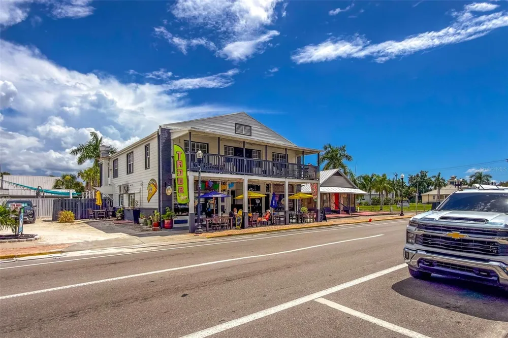 502 W MARION AVENUE Punta Gorda, FL 33950