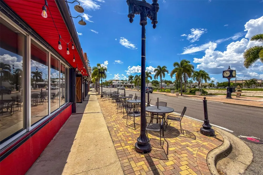 502 W MARION AVENUE Punta Gorda, FL 33950
