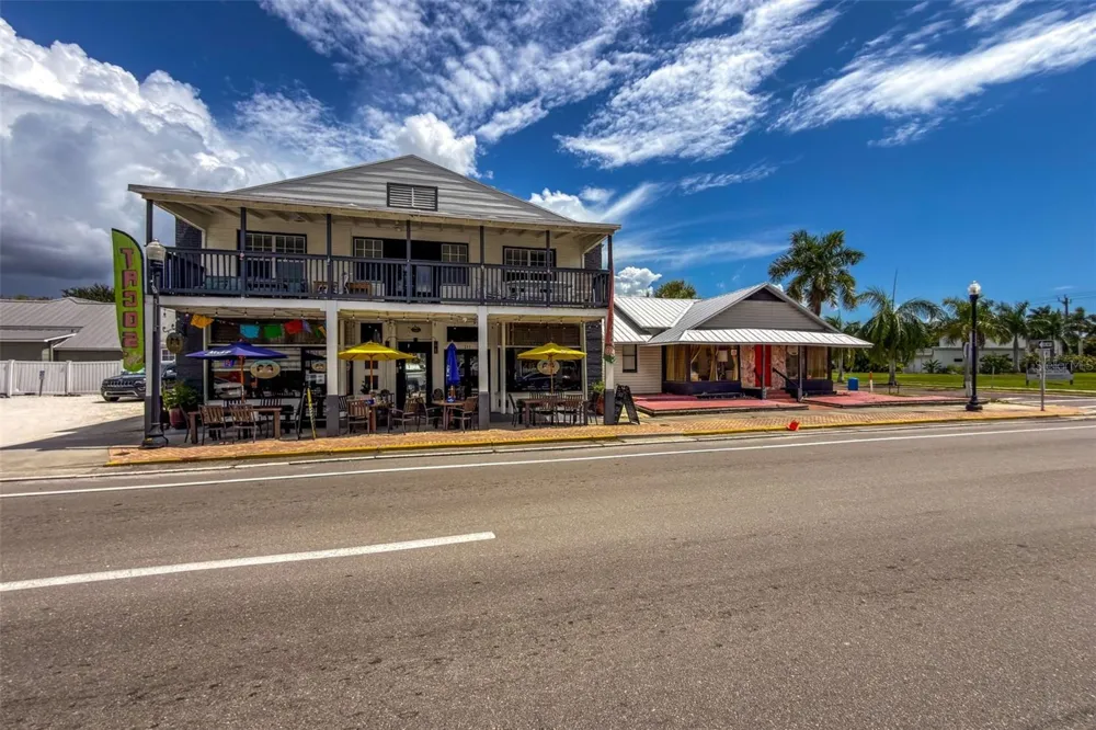 502 W MARION AVENUE Punta Gorda, FL 33950