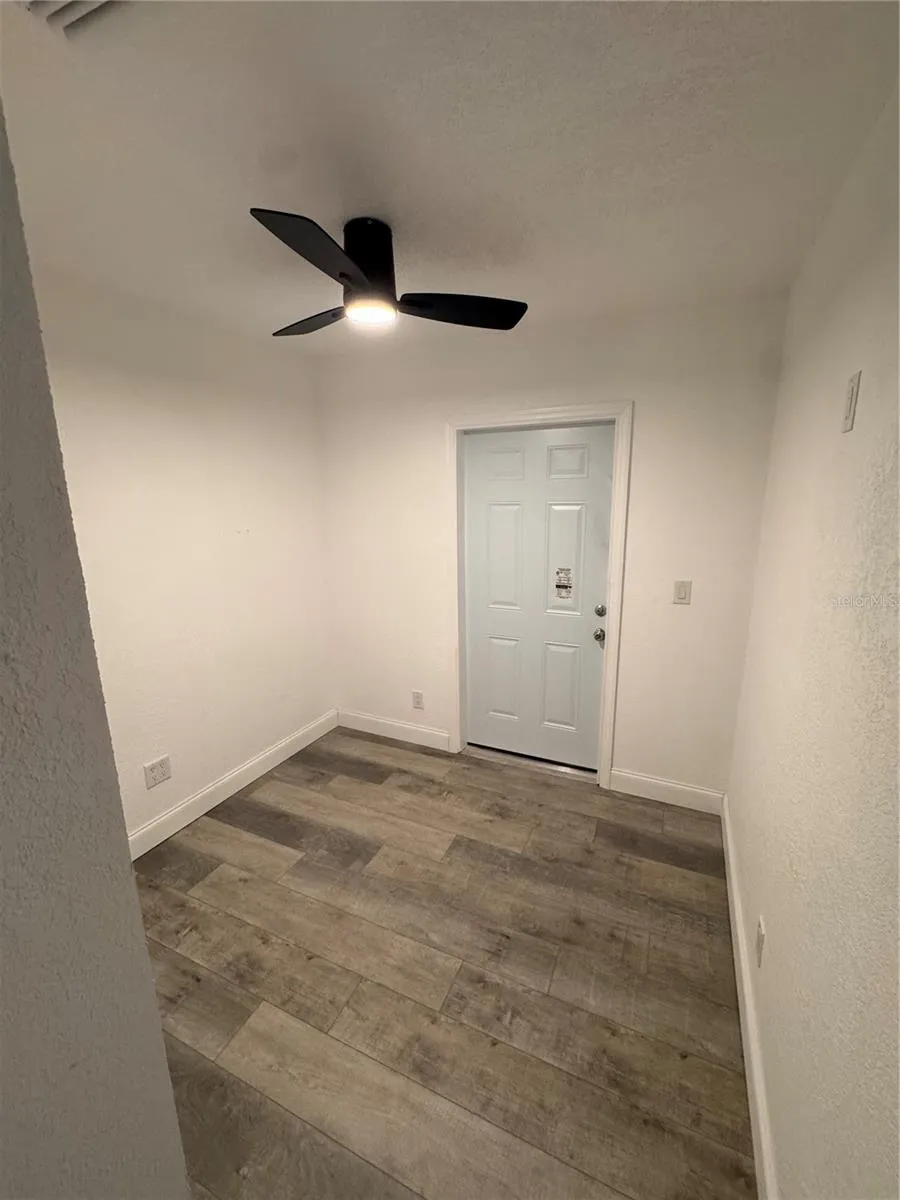 2548 LANGDON AVENUE S St Petersburg, FL 33712