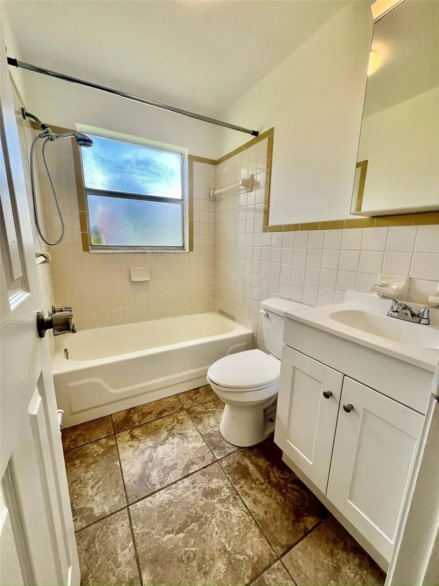 5739 9TH STREET Zephyrhills, FL 33542