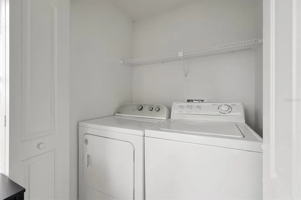 5168 CONROY ROAD #35 Orlando, FL 32811