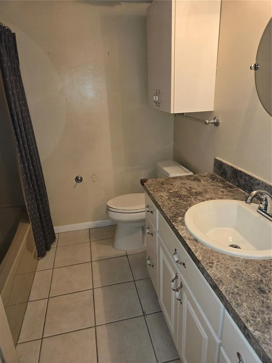 2302 S MANHATTAN AVENUE #214 Tampa, FL 33629