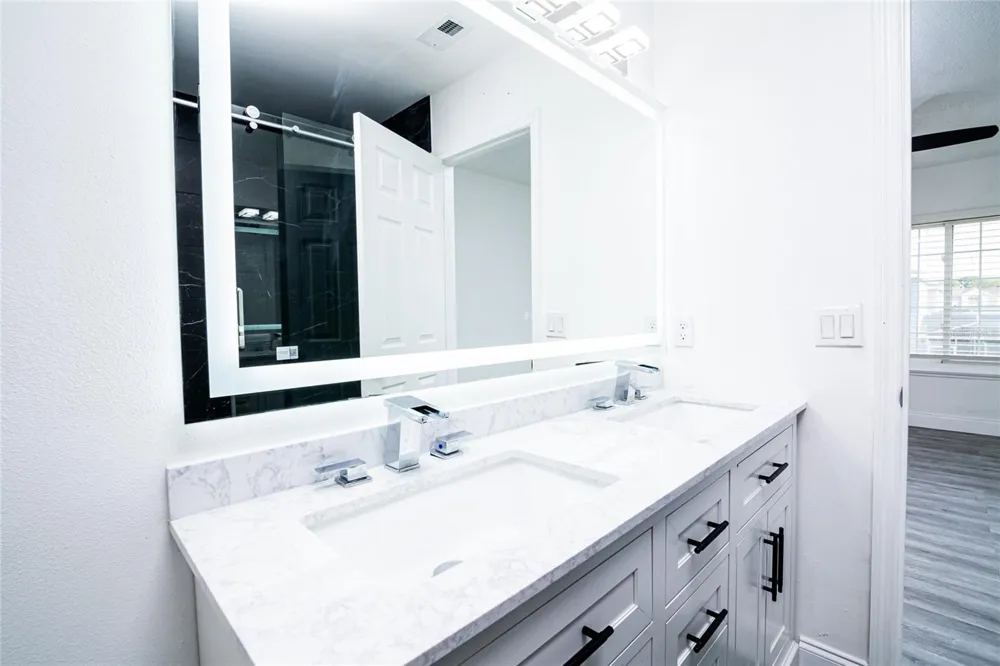 1101 SANDESTIN WAY Orlando, FL 32824
