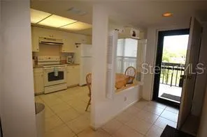 1806 MARINER DRIVE #214 Tarpon Springs, FL 34689