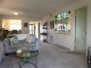 1806 MARINER DRIVE #214 Tarpon Springs, FL 34689