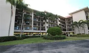 1806 MARINER DRIVE #214 Tarpon Springs, FL 34689
