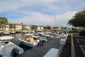 1806 MARINER DRIVE #214 Tarpon Springs, FL 34689