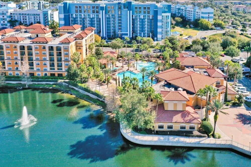 12538 FLORIDAYS RESORT DRIVE #604C Orlando, FL 32821