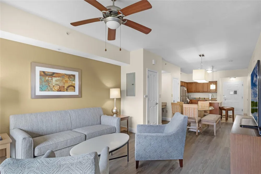 12538 FLORIDAYS RESORT DRIVE #604C Orlando, FL 32821