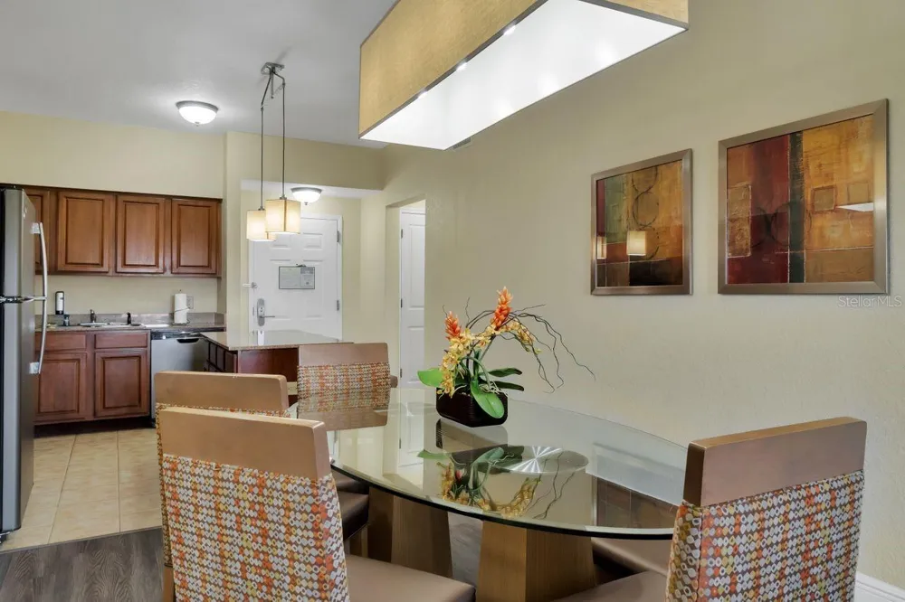 12538 FLORIDAYS RESORT DRIVE #604C Orlando, FL 32821