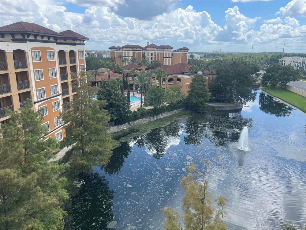 12538 FLORIDAYS RESORT DRIVE #604C Orlando, FL 32821