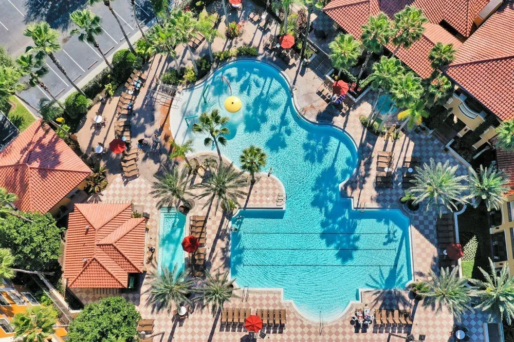 12538 FLORIDAYS RESORT DRIVE #604C Orlando, FL 32821