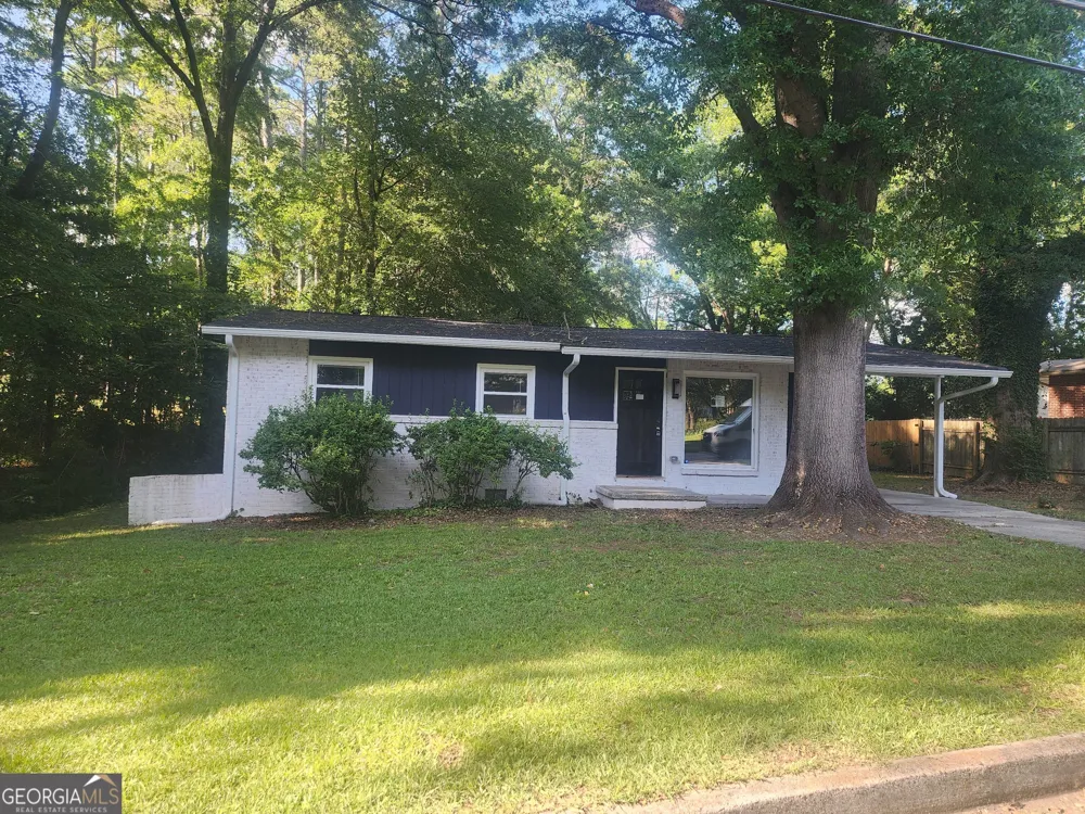 108 Pine CIR Jonesboro, GA 30236