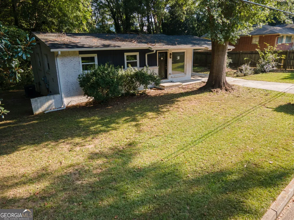 108 Pine CIR Jonesboro, GA 30236