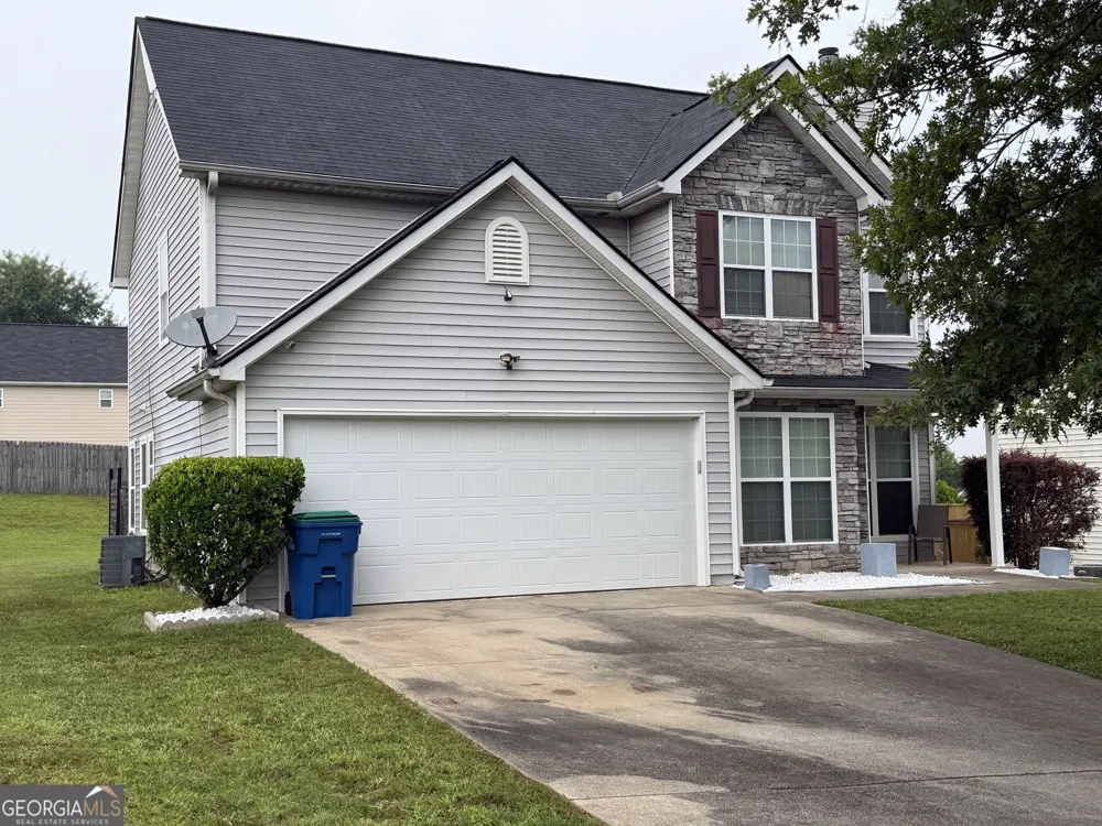 5445 Hilltop PASS Fairburn, GA 30213