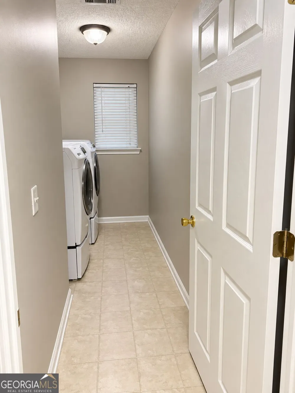 5445 Hilltop PASS Fairburn, GA 30213