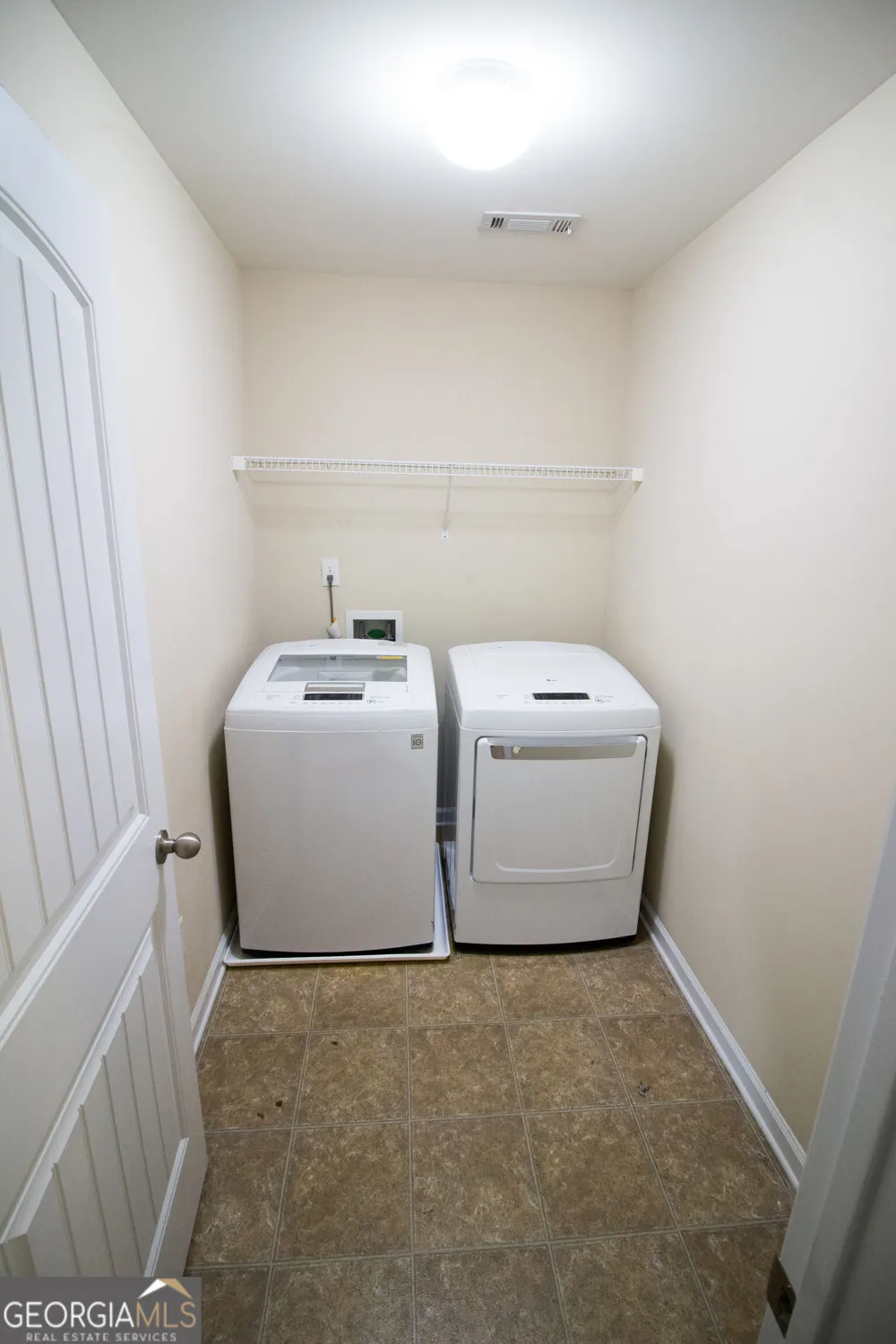 100 Inverness AVE Newnan, GA 30263