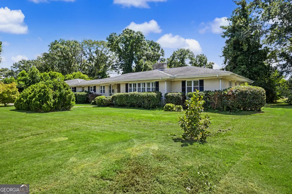 17962 Main ST Woodbury, GA 30293