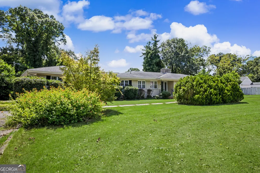 17962 Main ST Woodbury, GA 30293