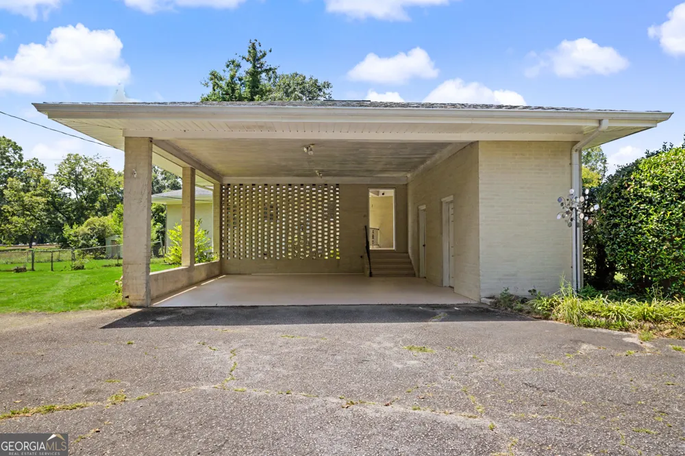 17962 Main ST Woodbury, GA 30293
