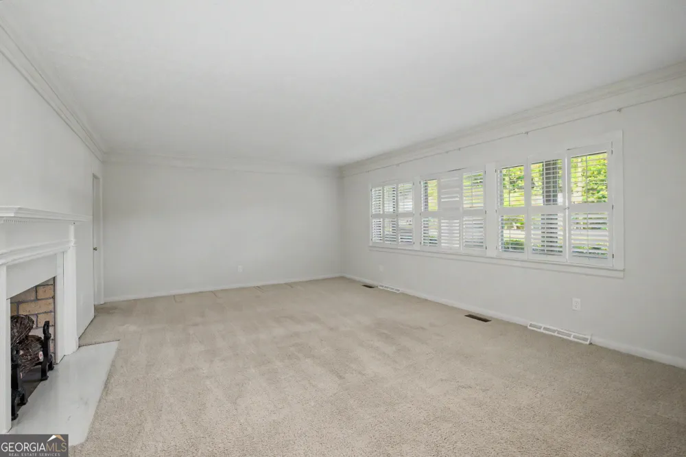 17962 Main ST Woodbury, GA 30293
