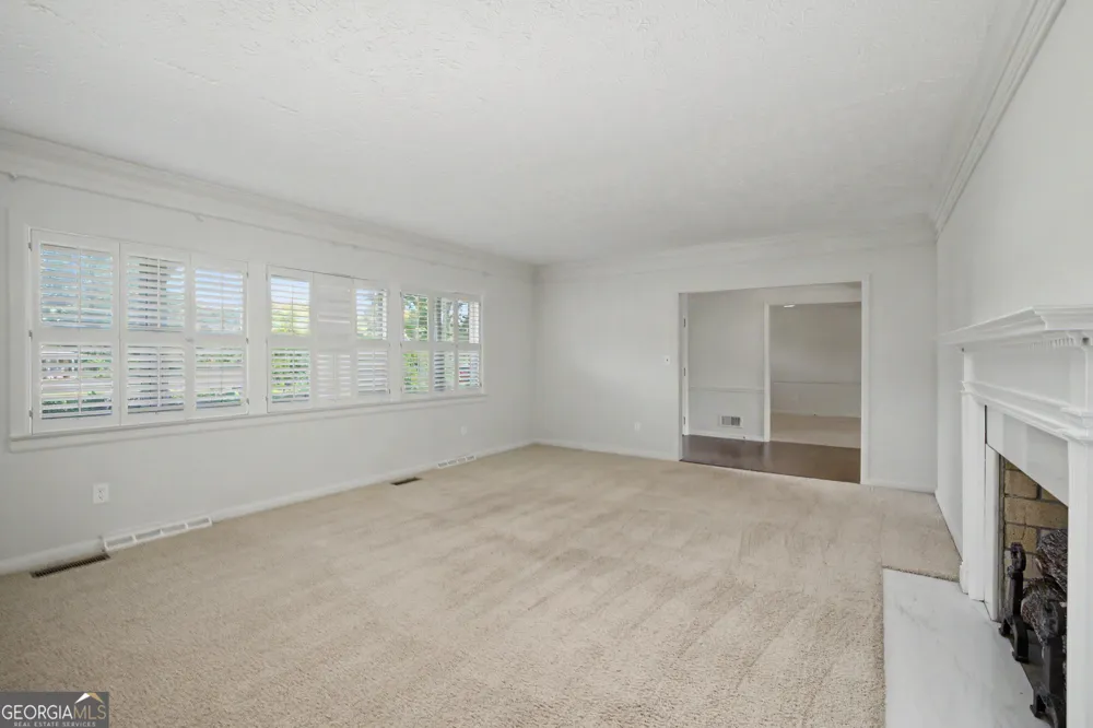 17962 Main ST Woodbury, GA 30293