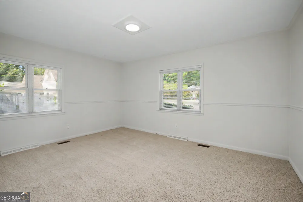 17962 Main ST Woodbury, GA 30293