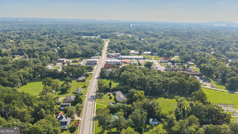 17962 Main ST Woodbury, GA 30293