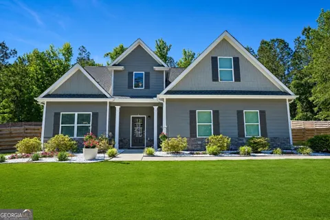 20 Hawthorn LN