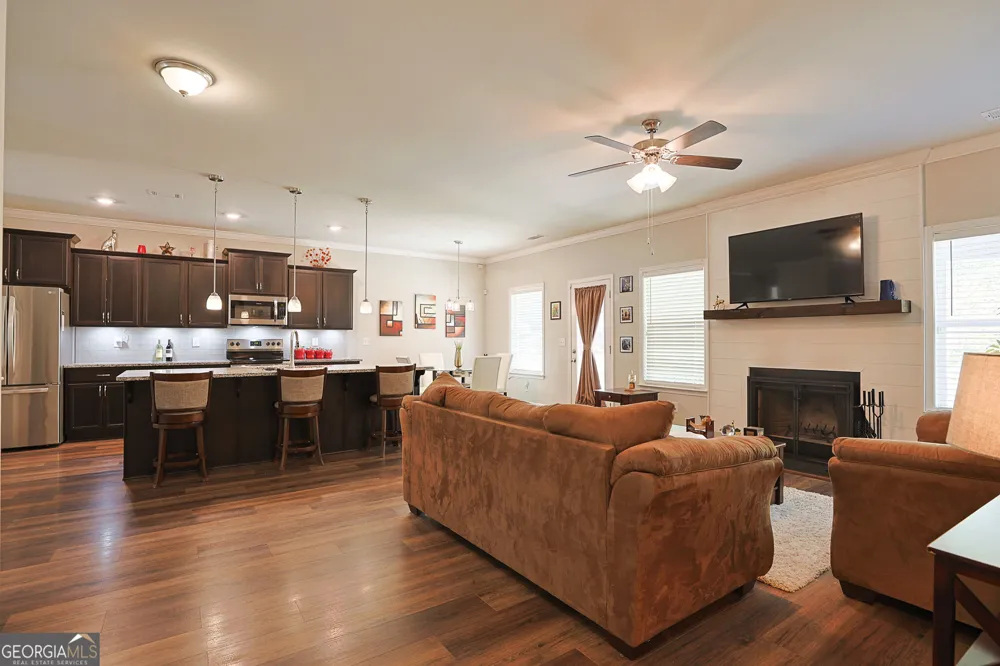 20 Hawthorn LN Covington, GA 30014