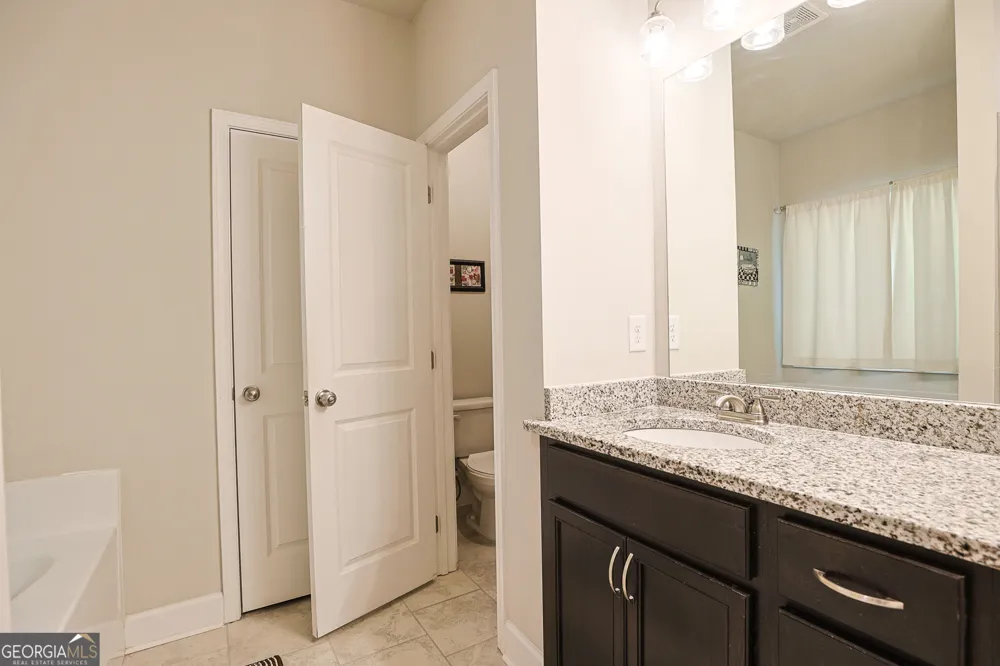 20 Hawthorn LN Covington, GA 30014