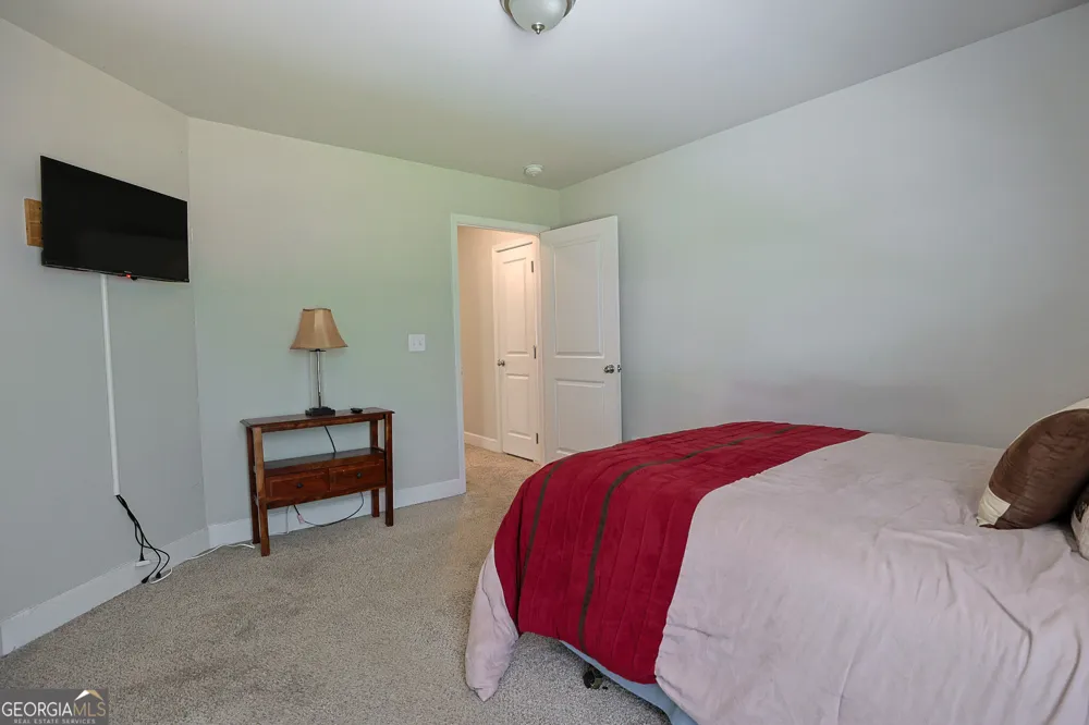 20 Hawthorn LN Covington, GA 30014