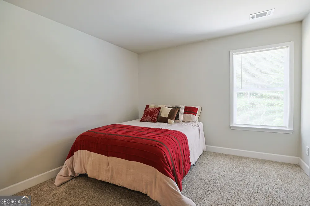 20 Hawthorn LN Covington, GA 30014