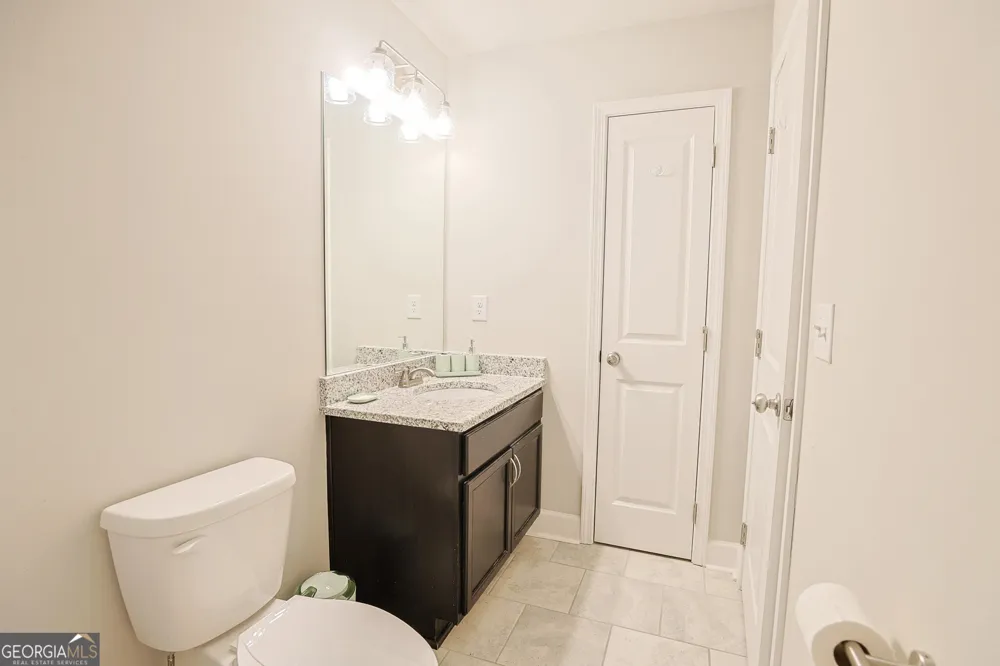 20 Hawthorn LN Covington, GA 30014