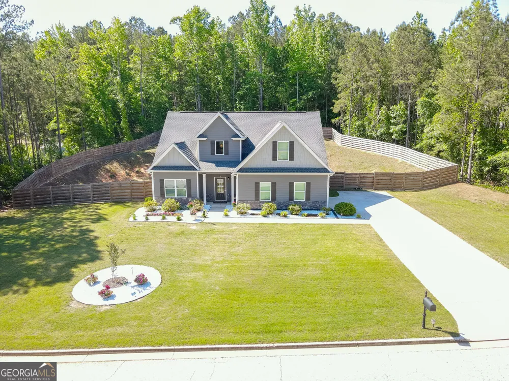 20 Hawthorn LN Covington, GA 30014