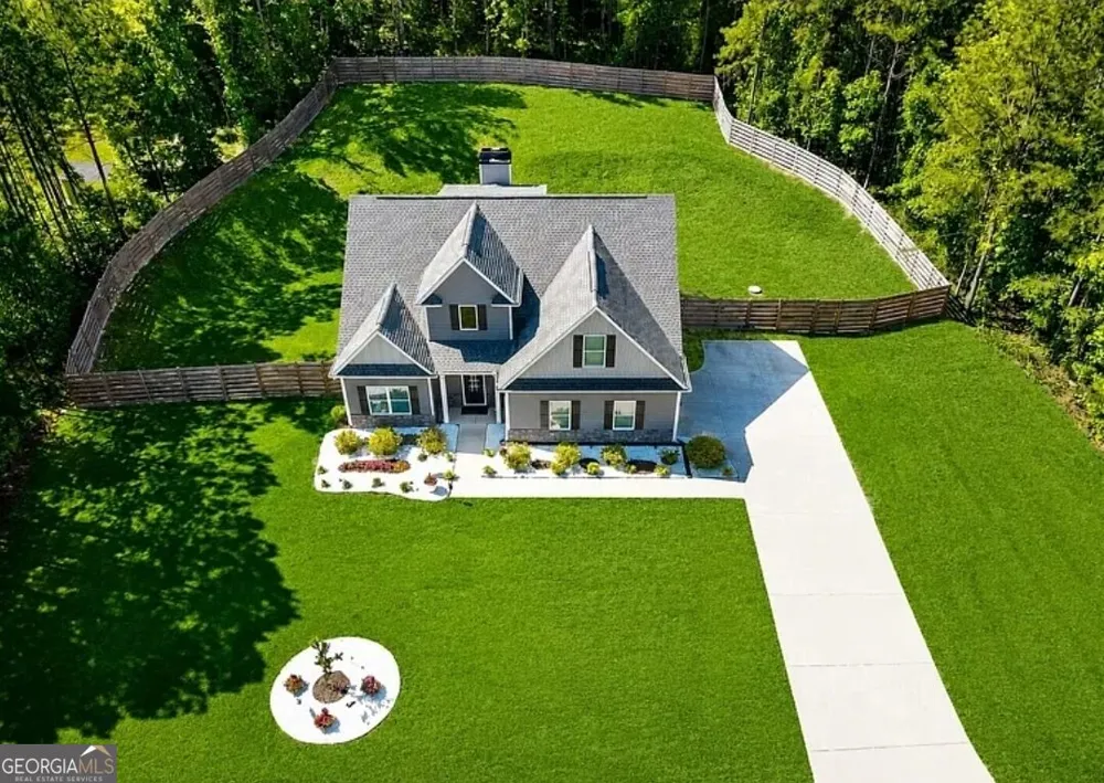 20 Hawthorn LN Covington, GA 30014