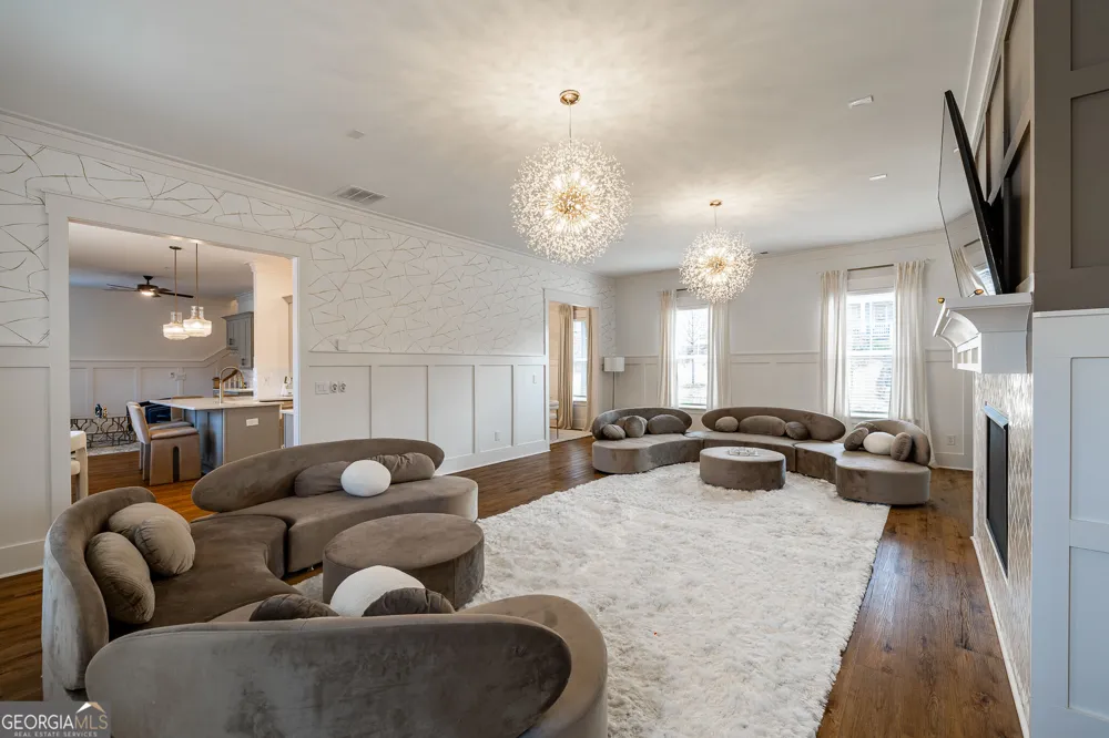 105 Red Bluff DR Athens, GA 30607